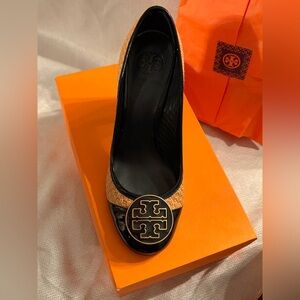 Tory Burch Black and Tan Heels